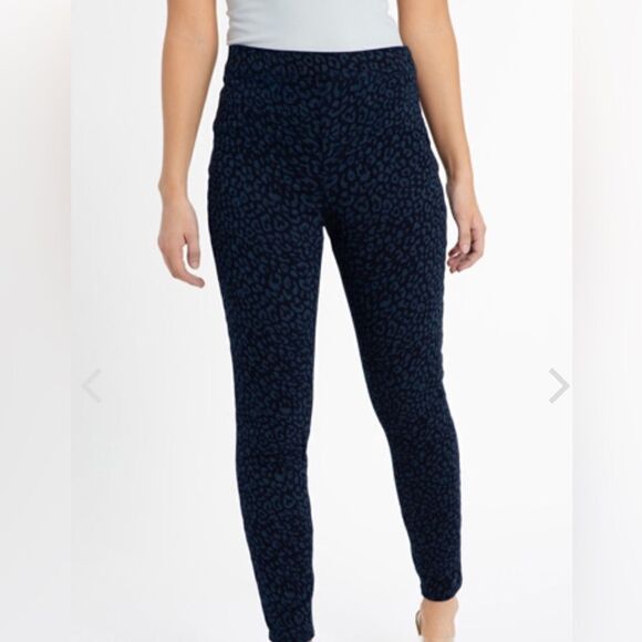 Spanx Leopard Print Look At Me Now Denim Leggings Blue Women’s Size M - Picture 3 of 14